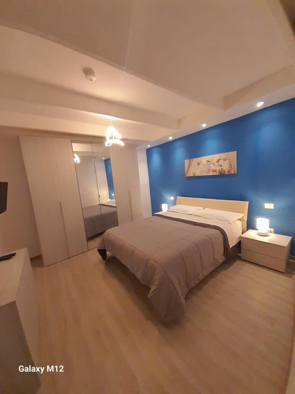 Residenza Mena Marina Corricella Apartment Procida Ngoại thất bức ảnh